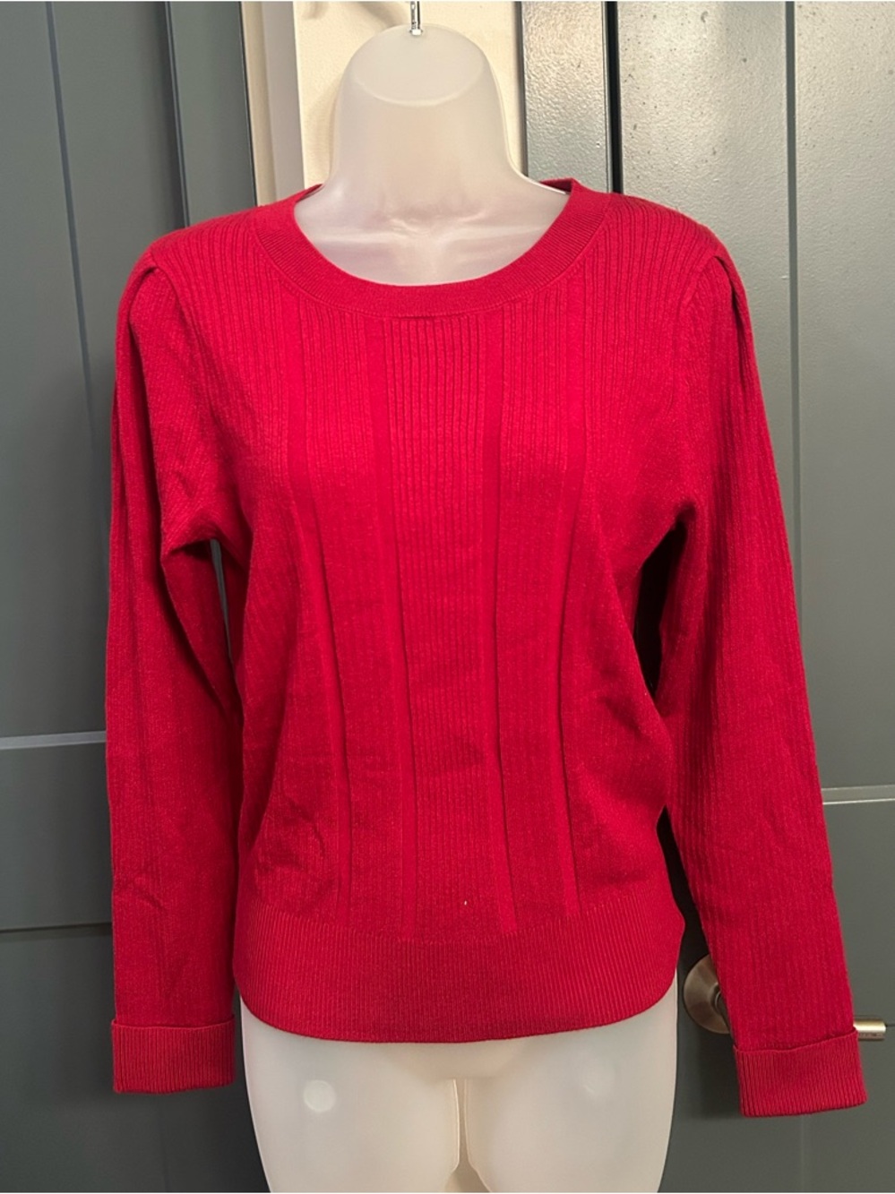 White House Black Market Women's Red Ribbed Crewneck Sweater